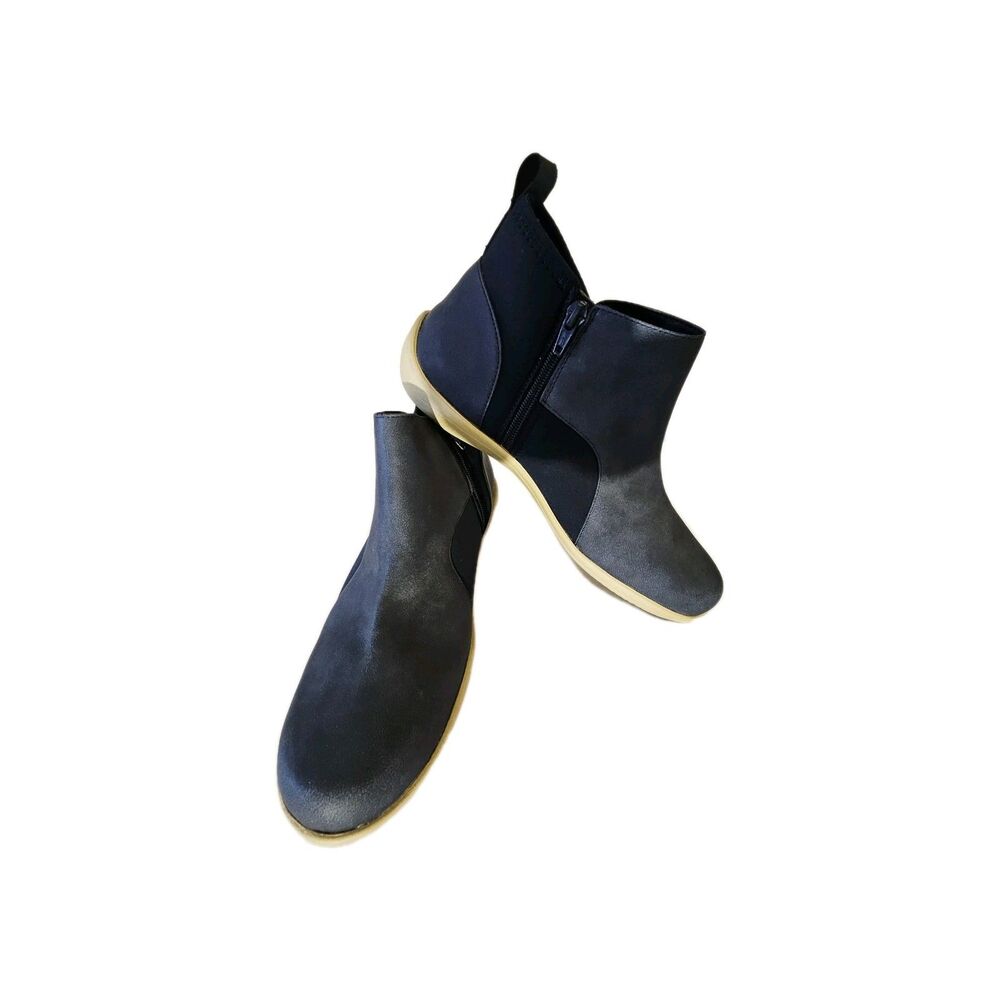 Andrea Navy Blue Suede Ankle Booties | Women's Size 9